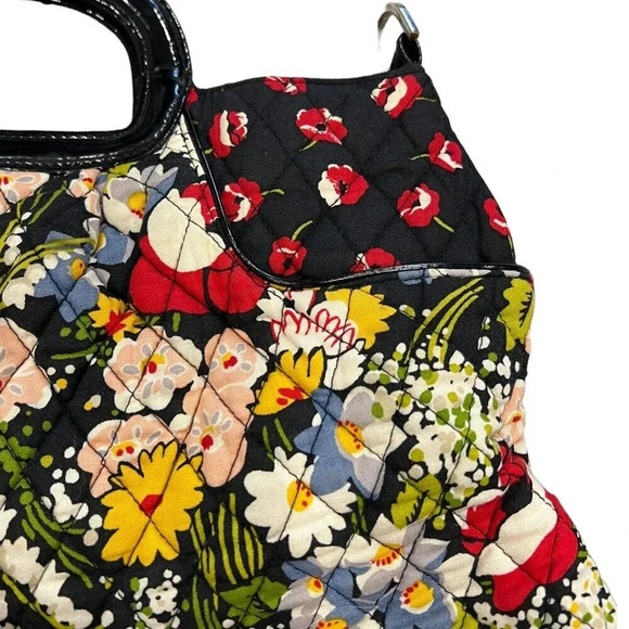Vera Bradley Black Poppy Fields Cottagecore Quilted Bag - Picture 2 of 4